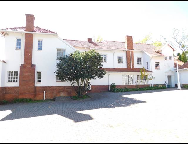 650M² OFFICE TO LET IN DUNKELD WEST